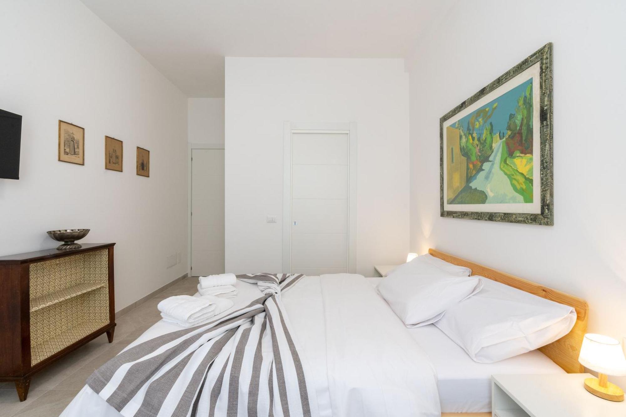 Apartment Luxury - Colosseo 10 Min Rom